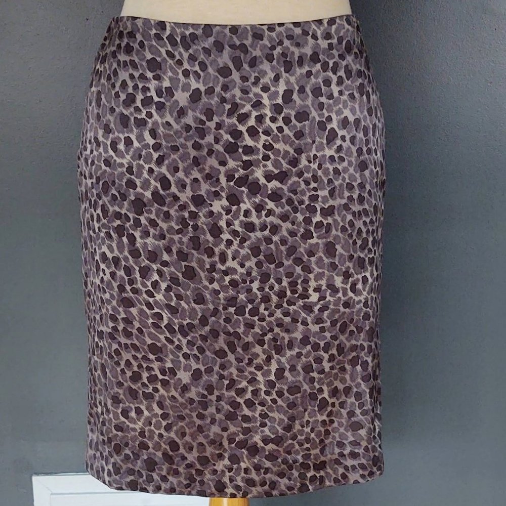 Gray animal print silk pencil skirt